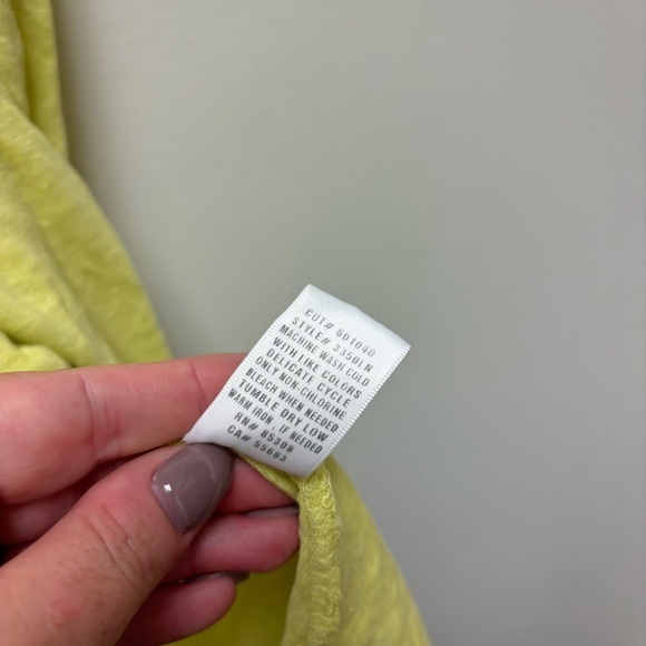 Barbara Lesser 100% Linen Top - Picture 9 of 10